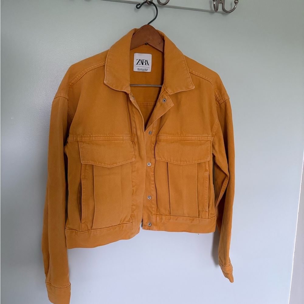 Zara Women's Ochre Cropped Denim Jacket